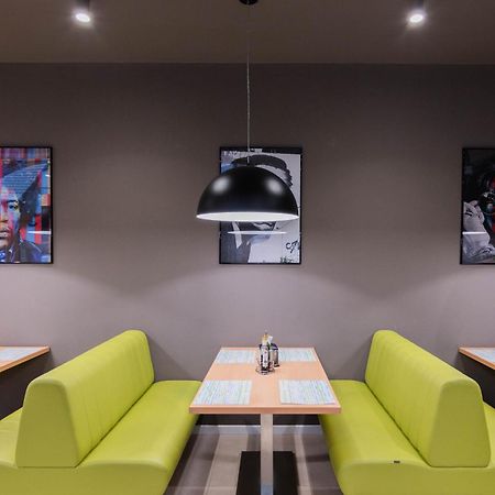 Hotel Urban บายามาเร ภายนอก รูปภาพ