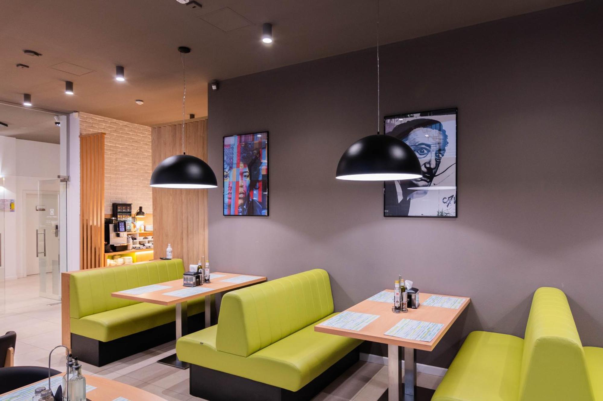 Hotel Urban บายามาเร ภายนอก รูปภาพ